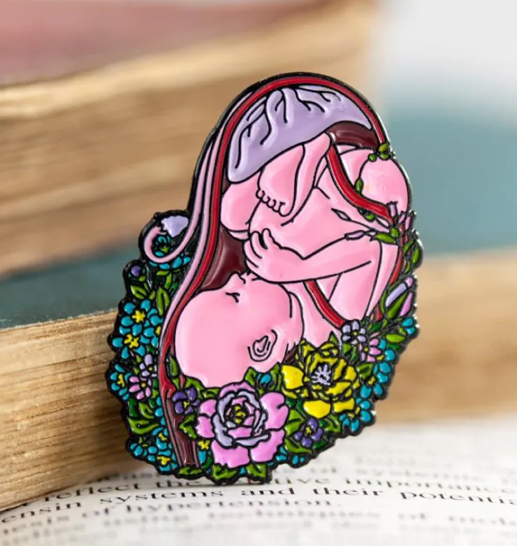 Fötus mit Blumen - Emaille Pin | Codex Anatomicus Best