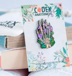 Handskelett mit Blumen - Emaille Pin | Codex Anatomicus Online