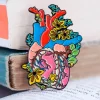 Herz mit Blumen II - Emaille Pin | Codex Anatomicus Hot