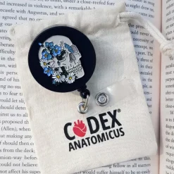 Schädel Ausweishalter | Codex Anatomicus Outlet